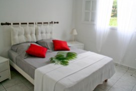 Petite Villa Guadeloupe: Chambre côté Jardins